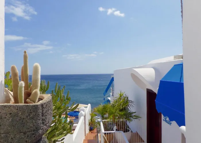 Sea Front Caleton Дом отдыха Los Pocillos