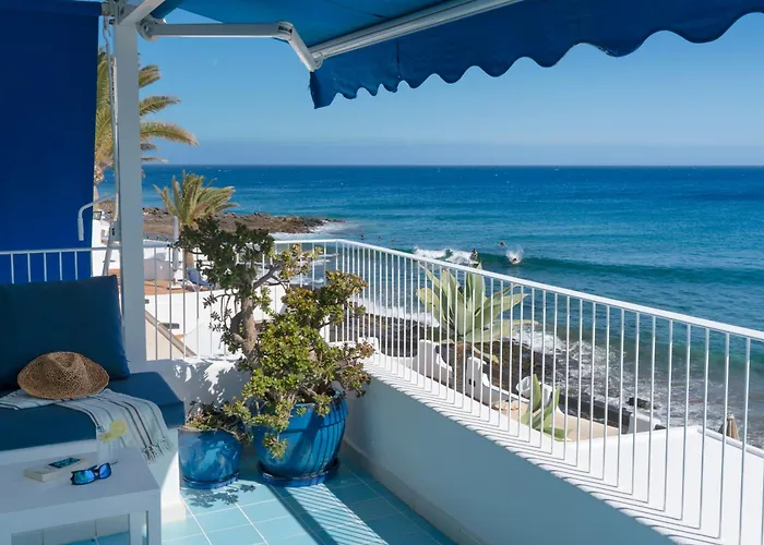 Sea Front Caleton Holiday home Los Pocillos