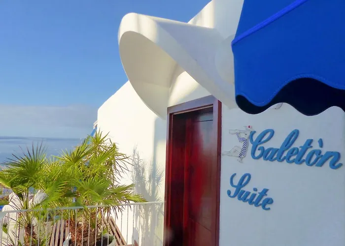 Sea Front Caleton Holiday home