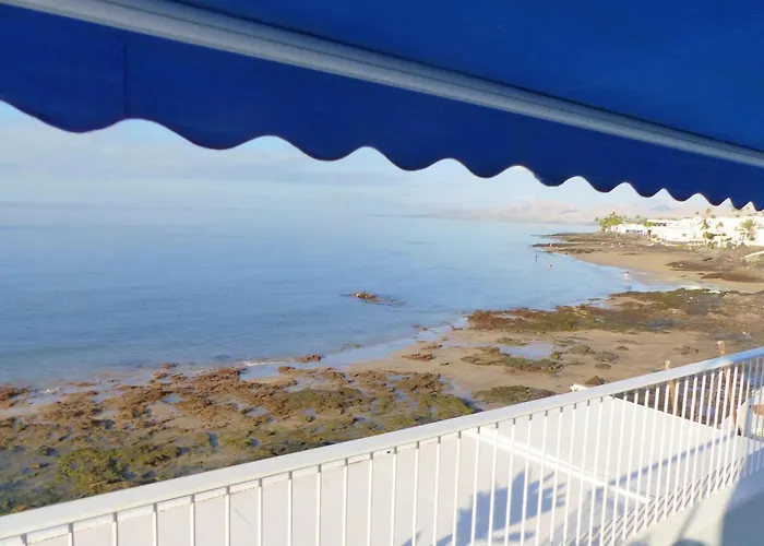 Holiday home Sea Front Caleton *